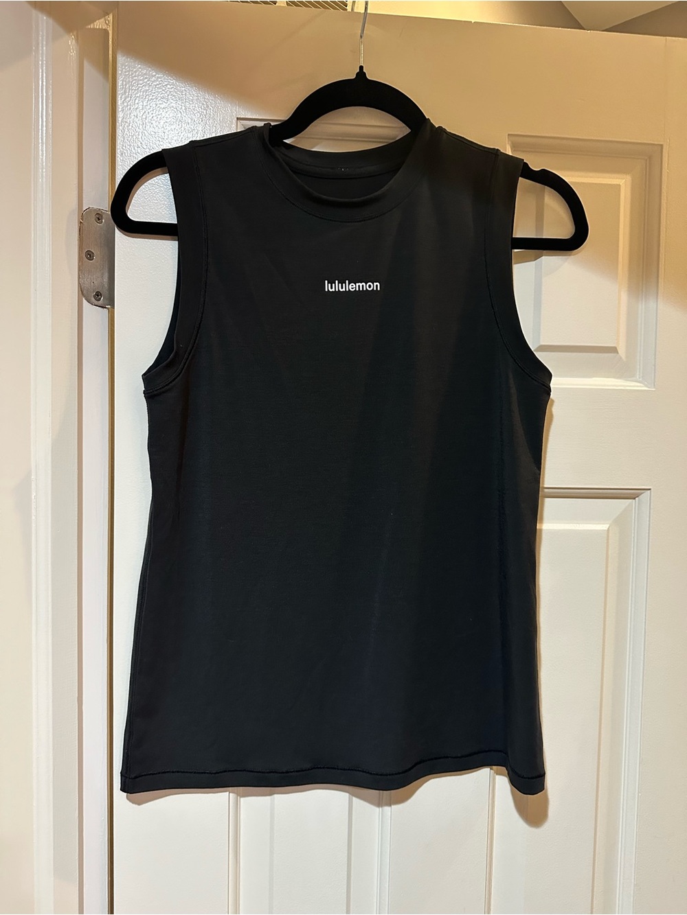 lululemon athletica Black Sleeveless Crewneck Muscle Tank